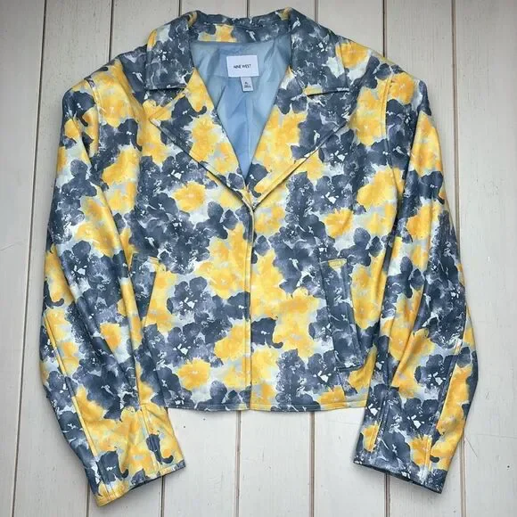Cropped Floral Yellow and Blue Trench - Picture 5 of 13